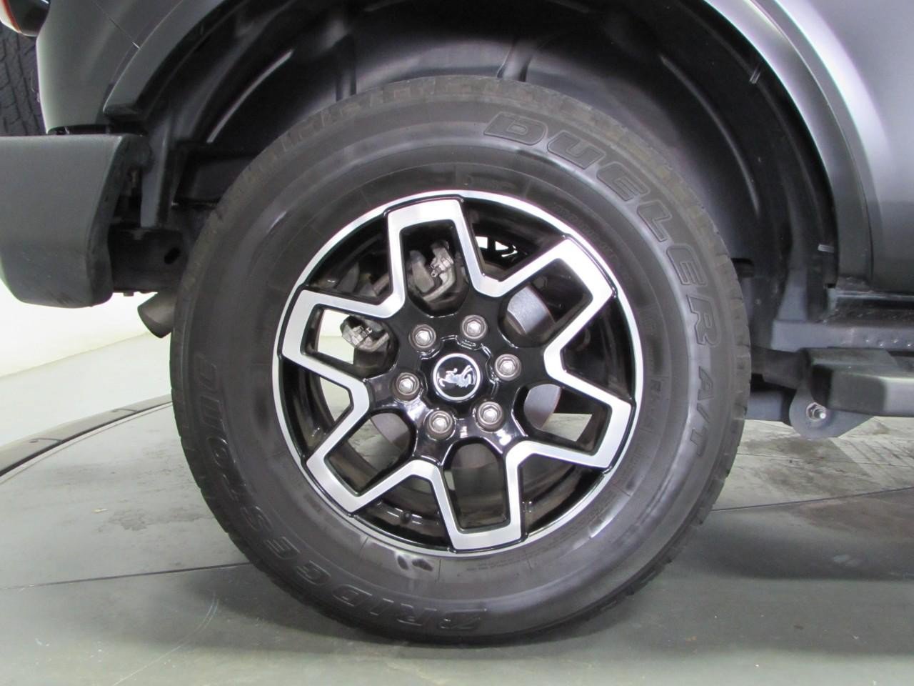 Certified 2022 Ford Bronco Outer Banks AWD/4WD image 9