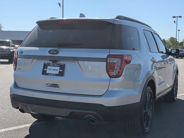 Certified 2017 Ford Explorer XLT w/ Equipment Group 202A image 5