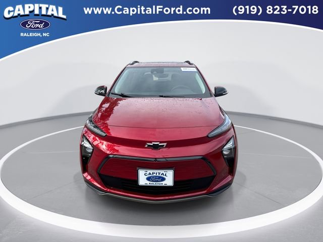 Used 2023 Chevrolet Bolt EUV Premier w/ Sun & Sound Package image 3