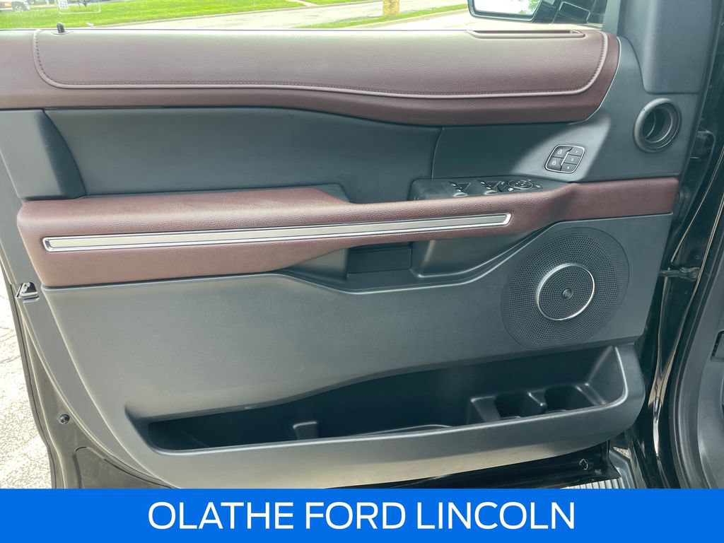Certified 2022 Ford Expedition Limited AWD/4WD image 13