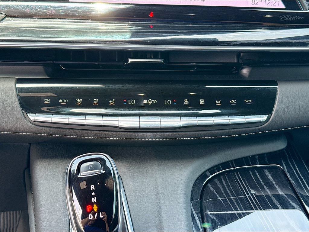 Used 2023 Cadillac Escalade Sport w/ LPO, ONYX Package RWD image 18
