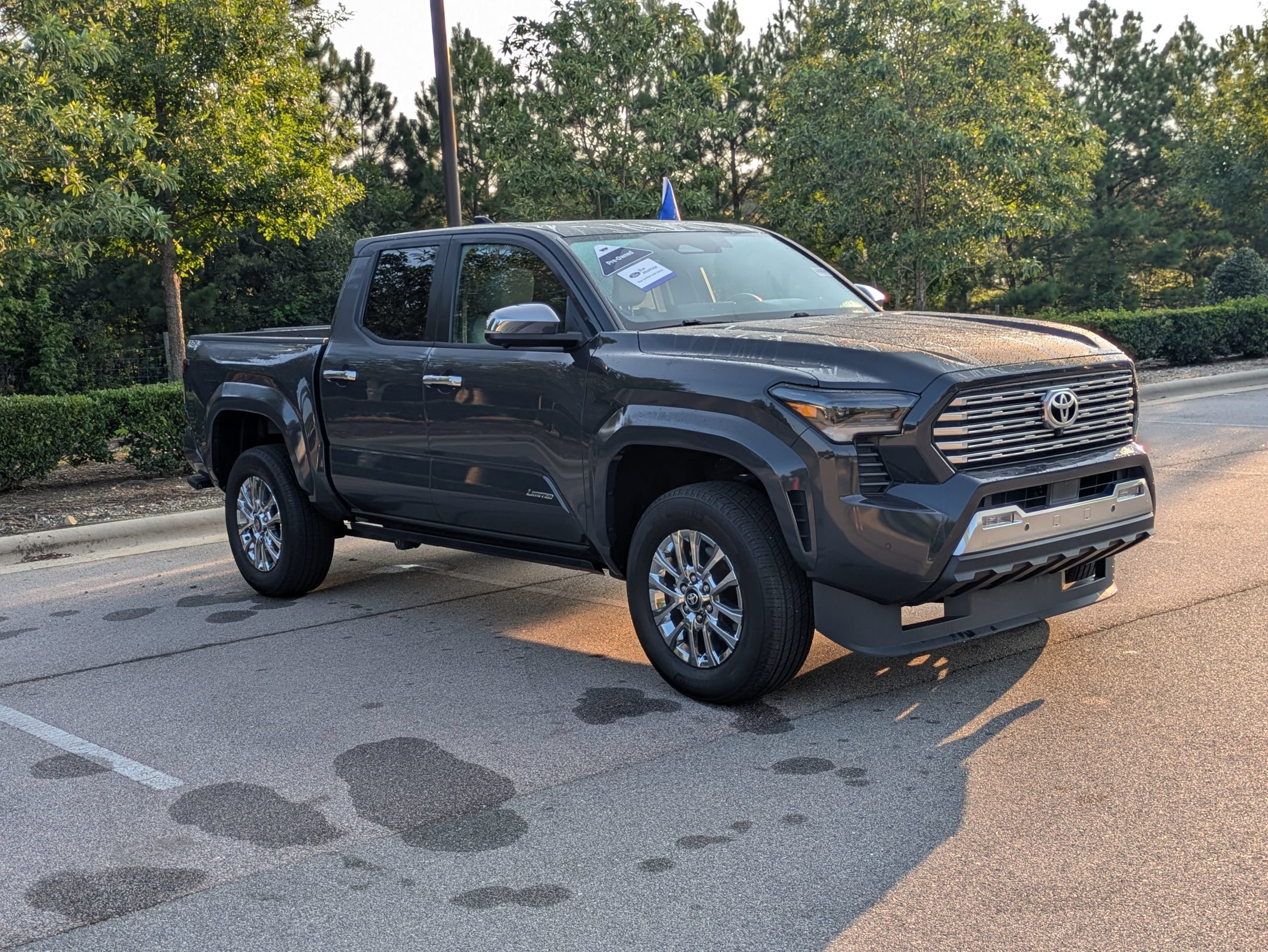 Used 2024 Toyota Tacoma Limited w/ Limited Package (LT)