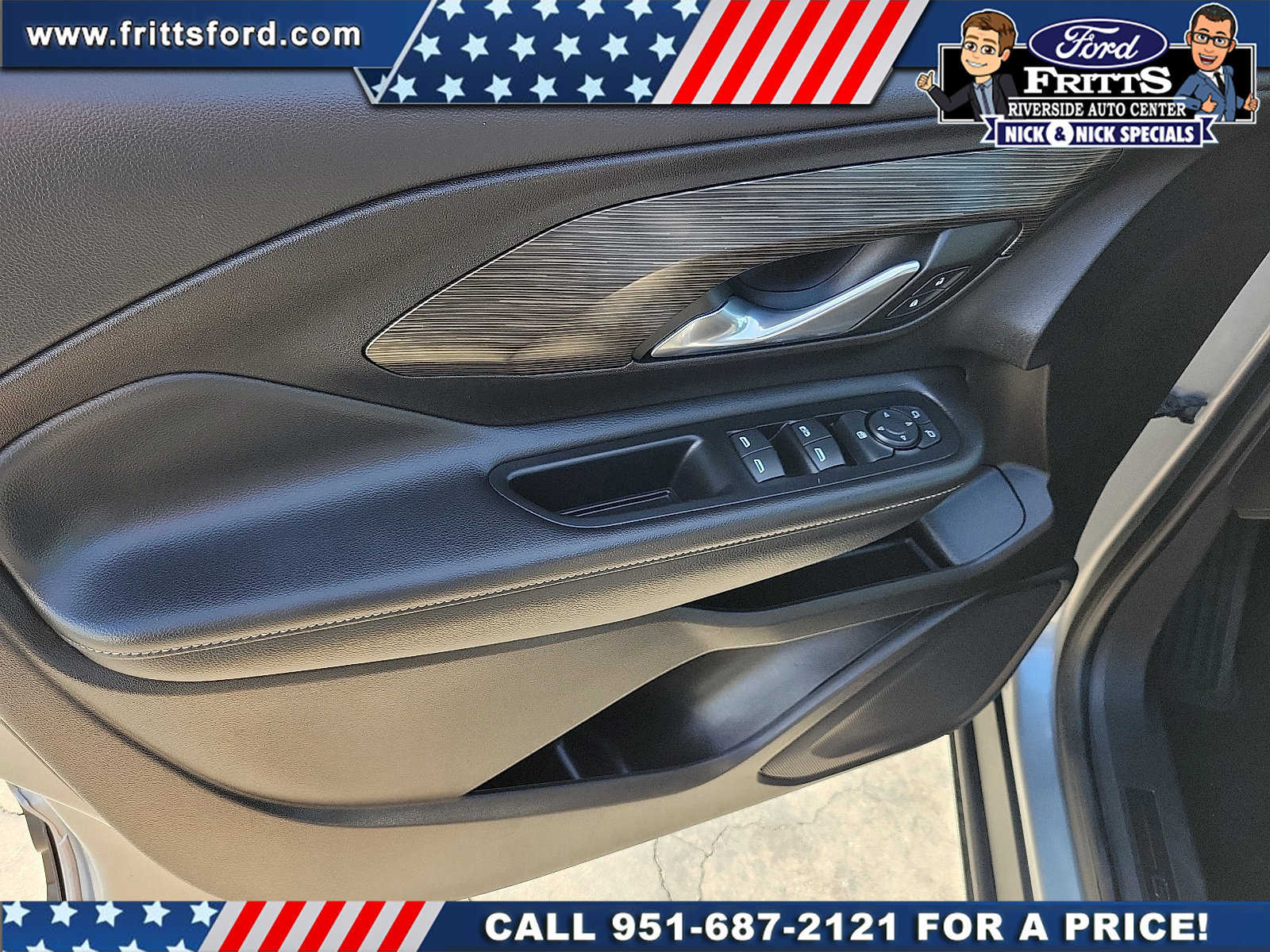 Used 2024 GMC Terrain SLE image 13