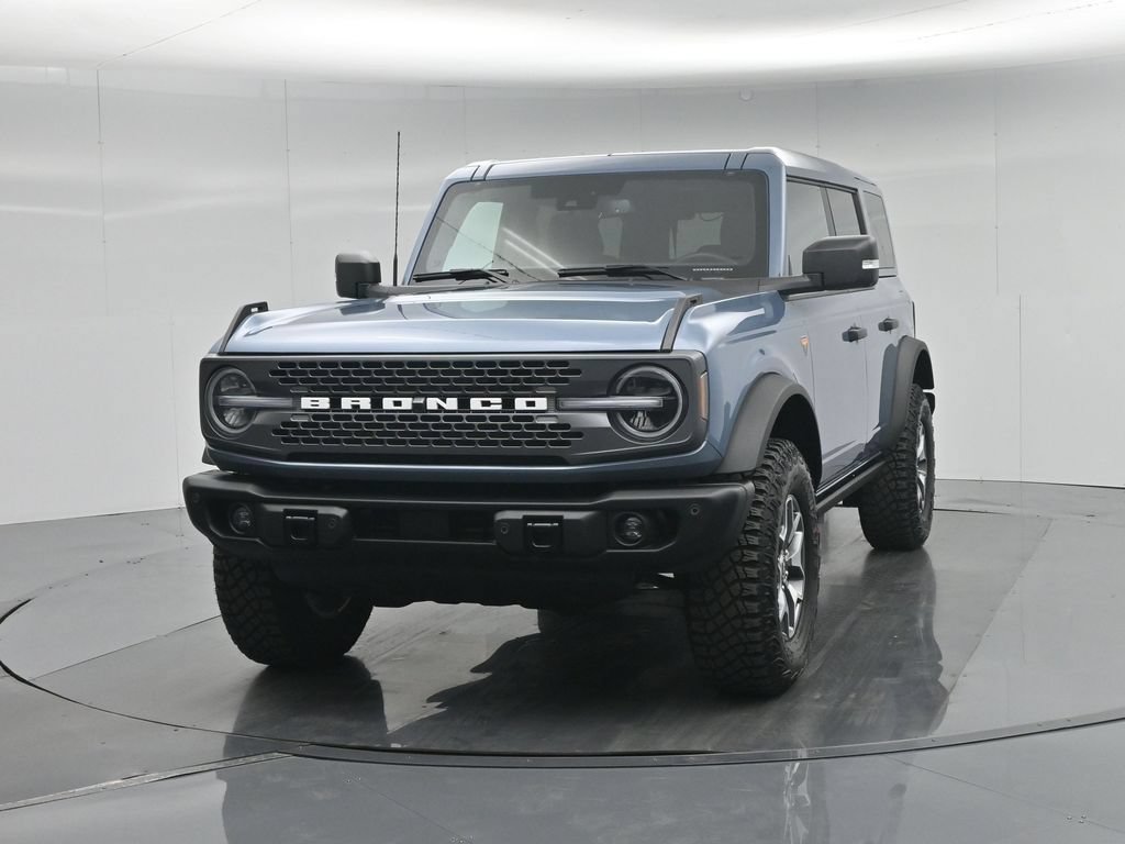 Certified 2025 Ford Bronco Badlands AWD/4WD image 58