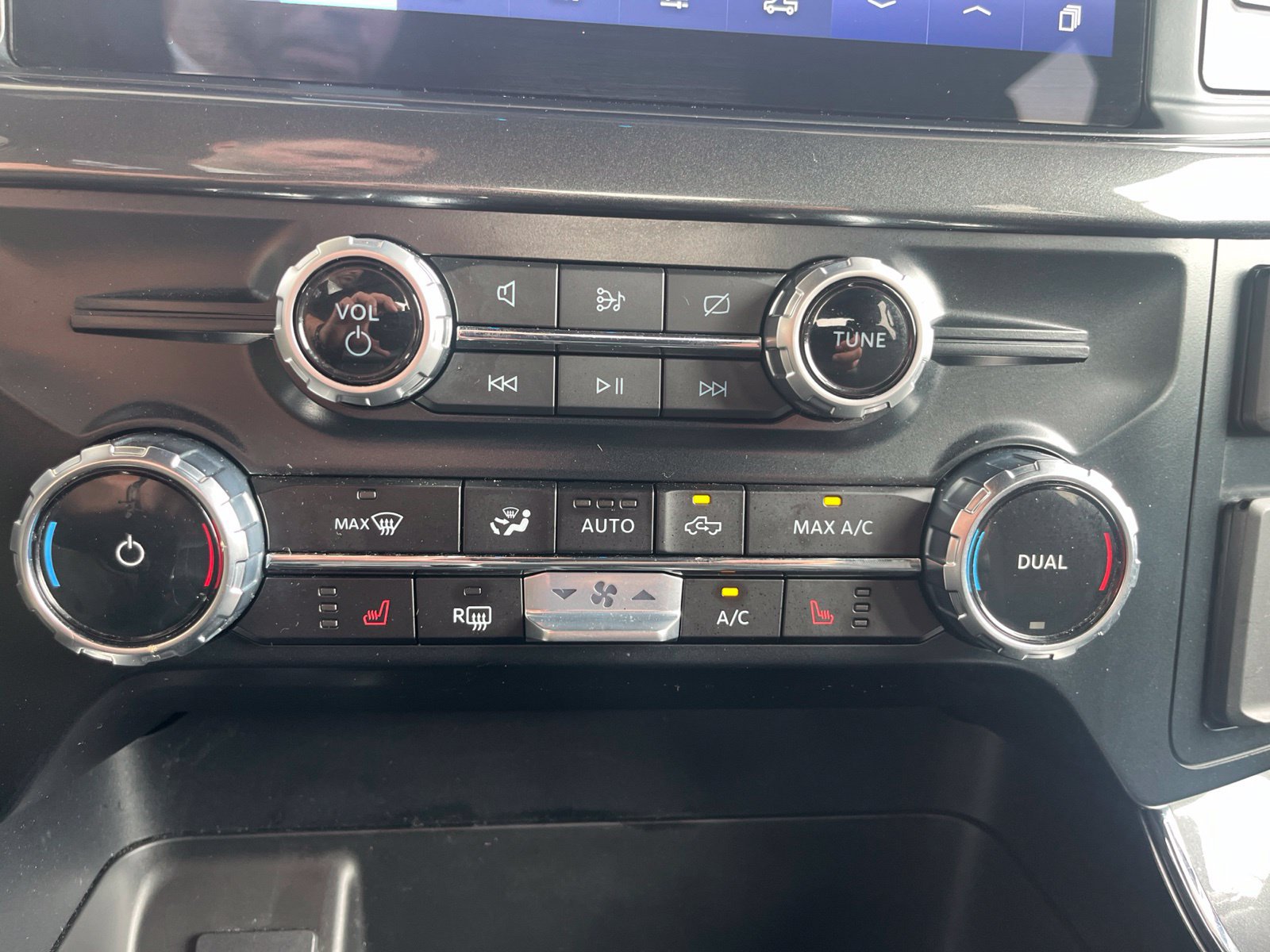 Certified 2023 Ford F150 XLT w/ Equipment Group 302A High AWD/4WD image 25