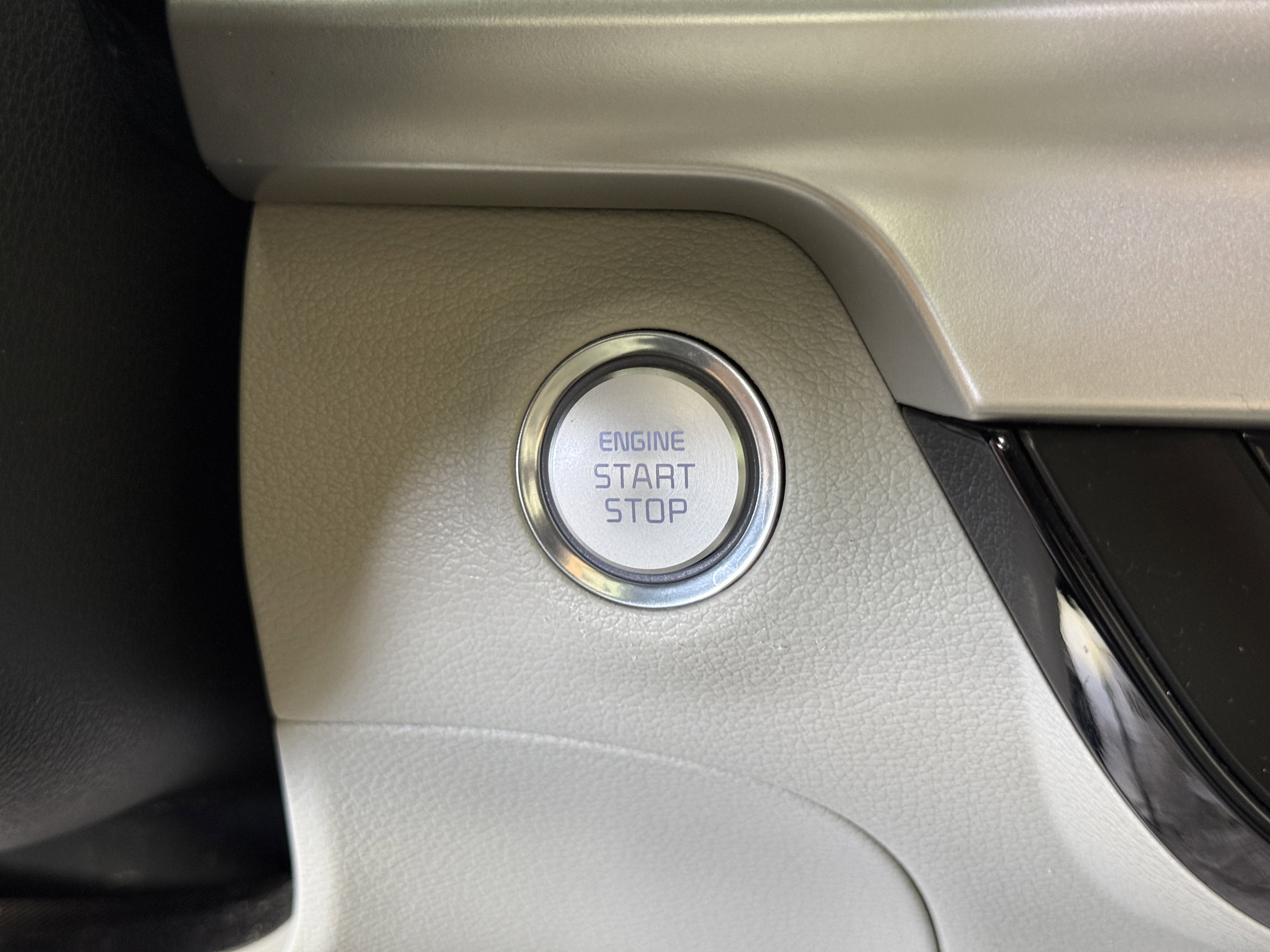 Used 2020 Kia Telluride S image 28