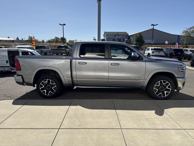 Used 2025 RAM 1500 Laramie AWD/4WD image 6