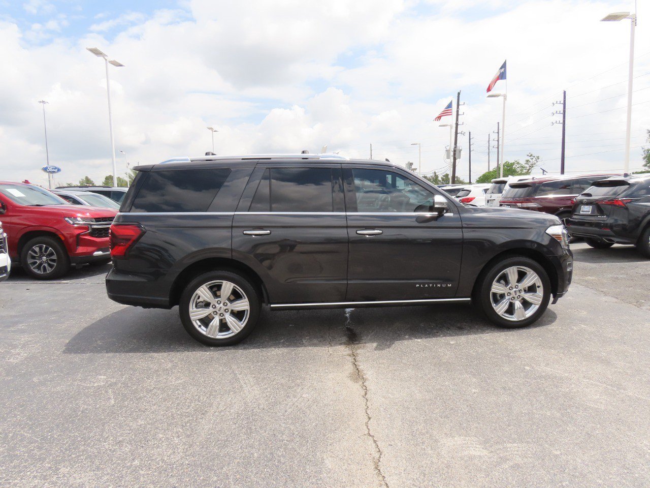 Certified 2023 Ford Expedition Platinum RWD image 8