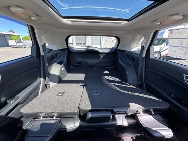 Certified 2019 Ford Edge SEL w/ Equipment Group 201A AWD/4WD image 26