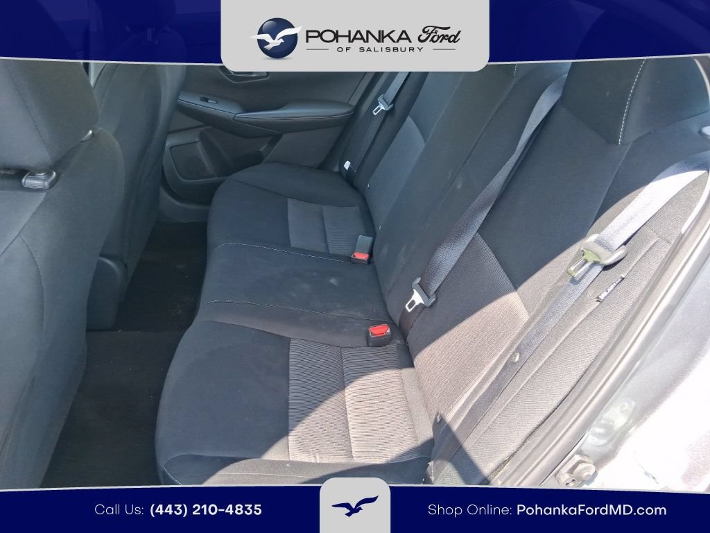 Used 2025 Nissan Sentra SV FWD image 9