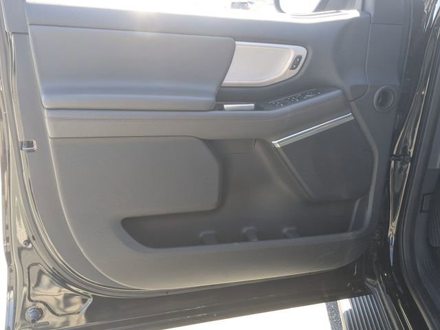 Certified 2025 Ford Expedition Max Active image 9