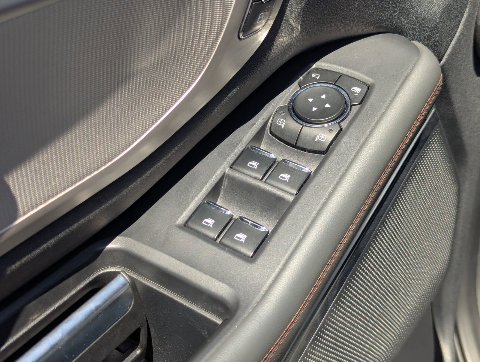 Certified 2025 Ford Expedition Active AWD/4WD image 28