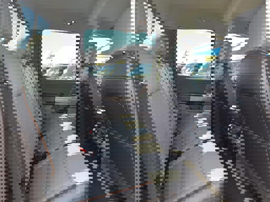 Certified 2024 Ford F150 Lariat w/ FX4 Off-Road Package image 14