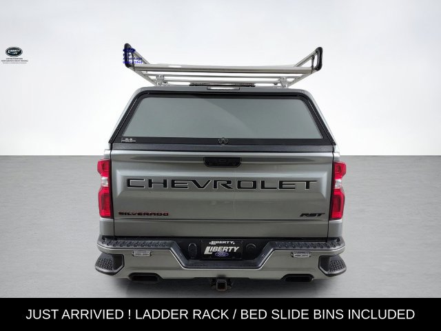 Used 2025 Chevrolet Silverado 1500 RST w/ Redline Edition AWD/4WD image 4