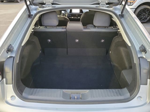 Used 2024 Toyota Prius LE image 25