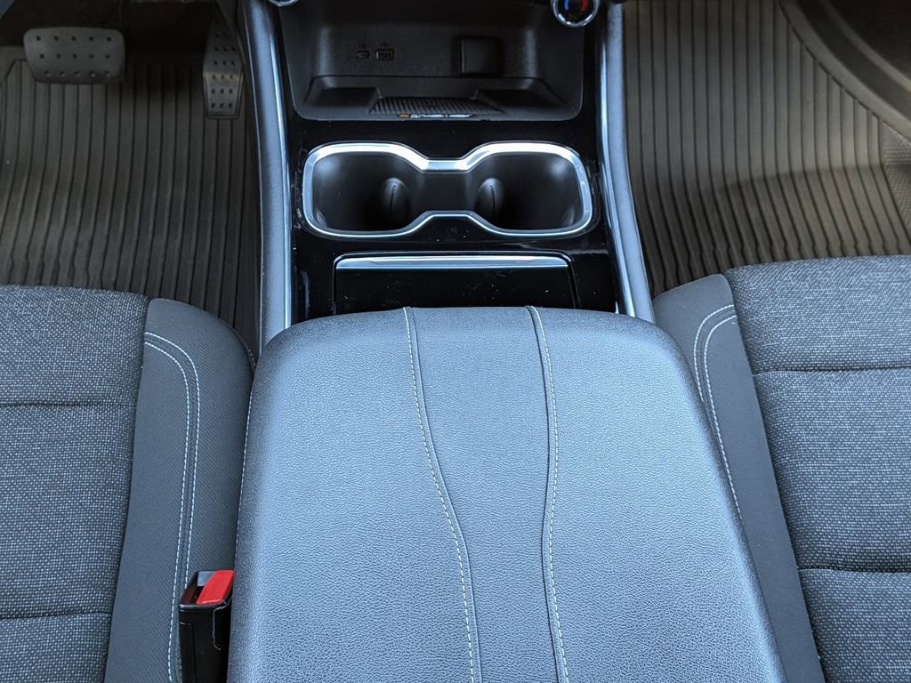 Used 2024 Chevrolet Traverse LT w/ LPO, Floor Liner Package image 20