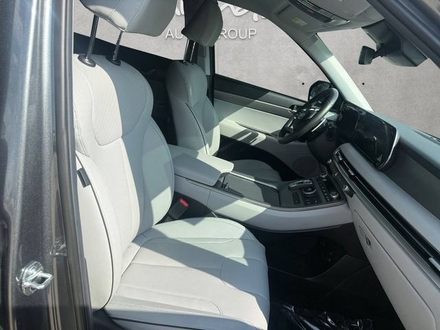 Used 2025 Hyundai Palisade SEL FWD image 25