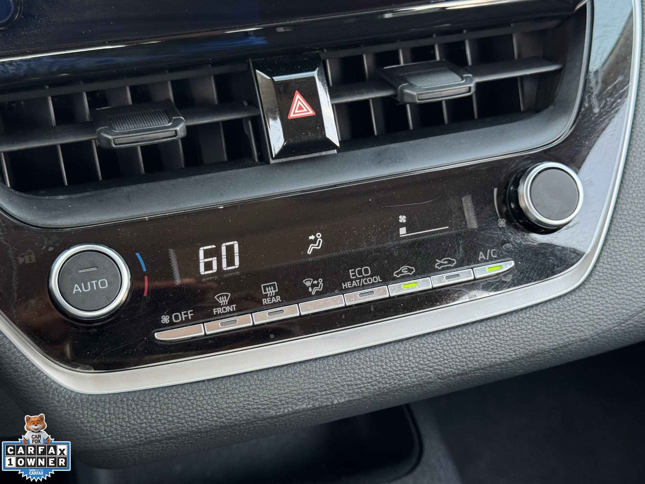 Used 2025 Toyota Corolla LE FWD image 19