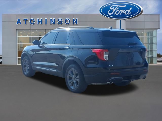 Certified 2022 Ford Explorer XLT w/ Equipment Group 202A AWD/4WD image 8