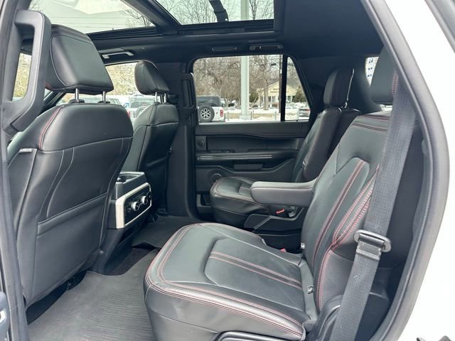 Certified 2022 Ford Expedition Limited image 54
