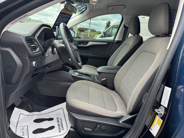 Certified 2022 Ford Escape SE w/ SE Sport Appearance Package AWD/4WD image 13