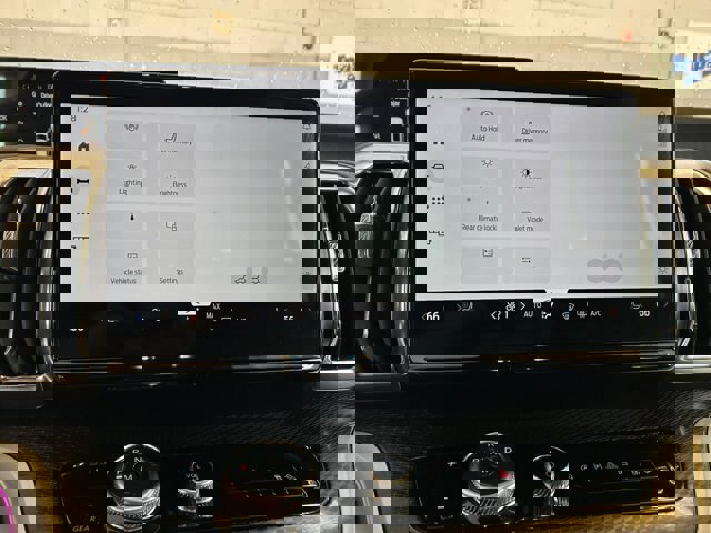 Certified 2025 Ford Expedition Max Platinum w/ Stealth Performance Package image 28