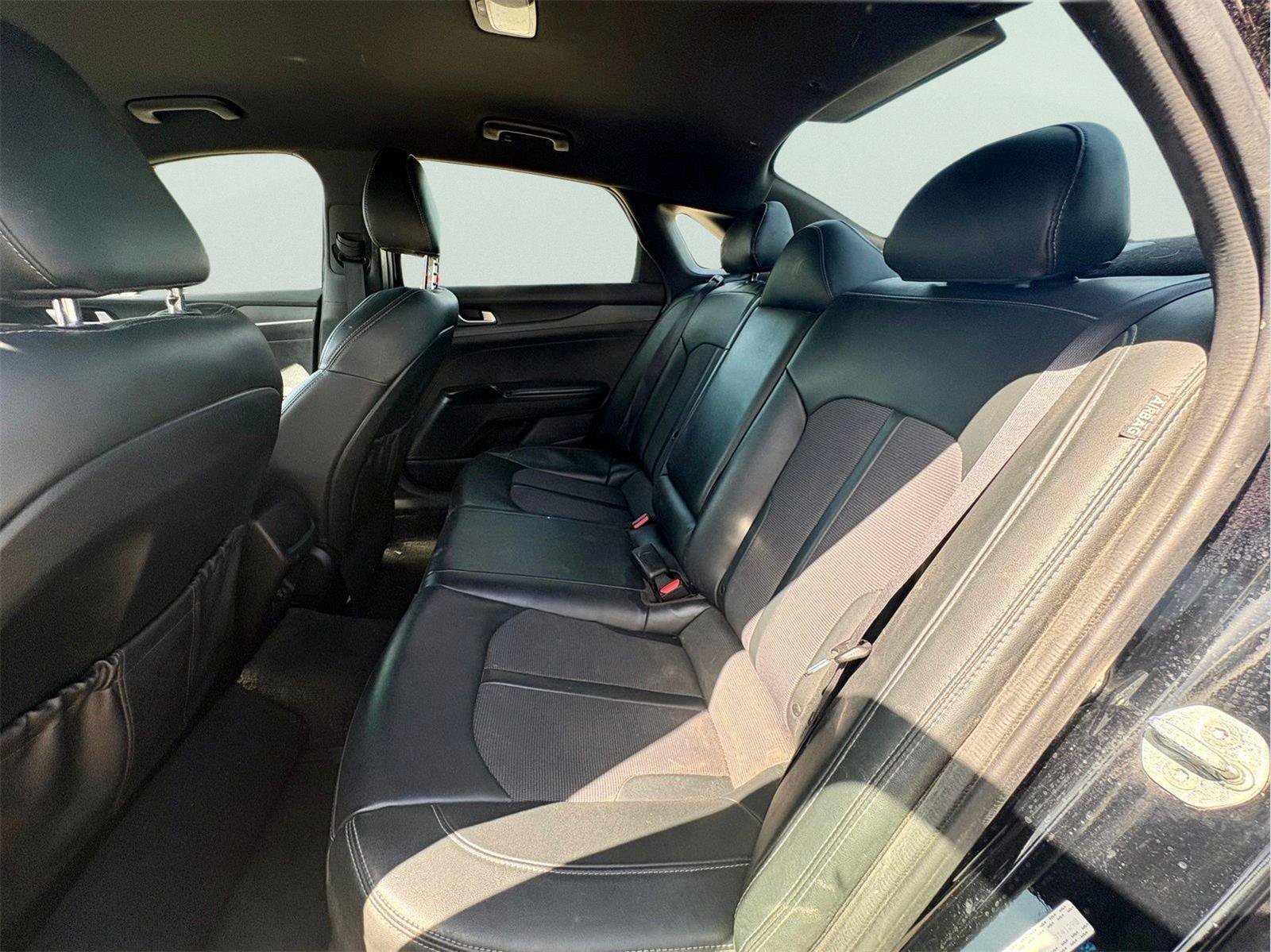 Used 2022 Kia K5 GT-Line FWD image 10