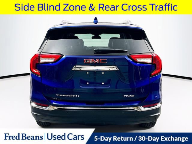Used 2023 GMC Terrain SLT image 4