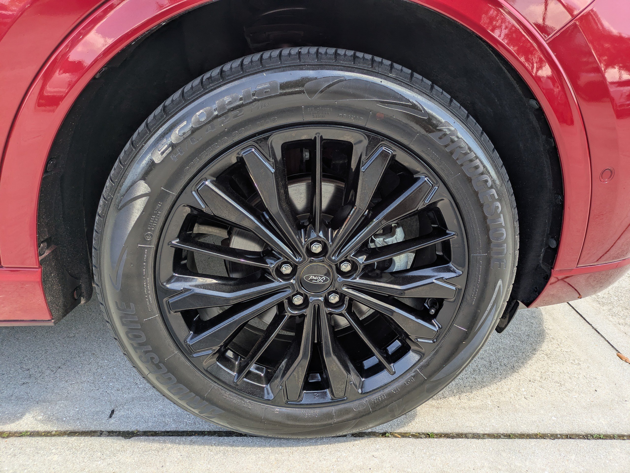 Certified 2023 Ford Escape ST-Line Elite w/ Premium Technology Package AWD/4WD image 11