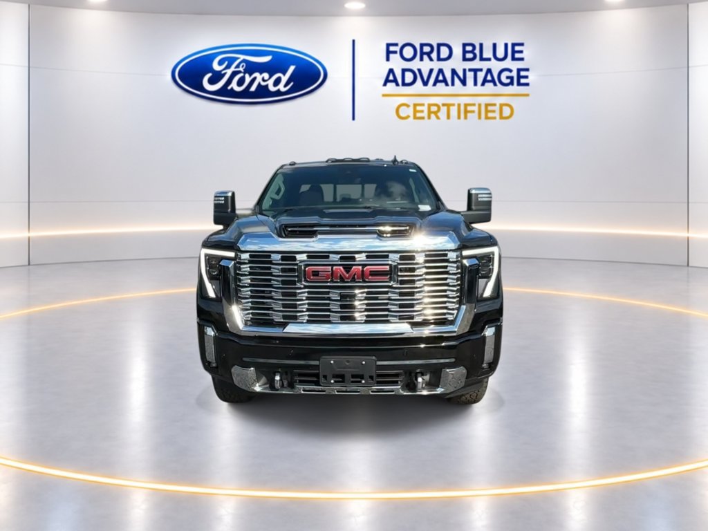 Used 2024 GMC Sierra 2500 Denali w/ Denali Reserve Package AWD/4WD image 3