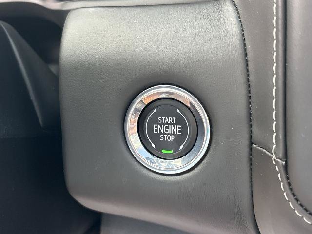 Used 2023 GMC Yukon XL Denali Ultimate AWD/4WD image 39
