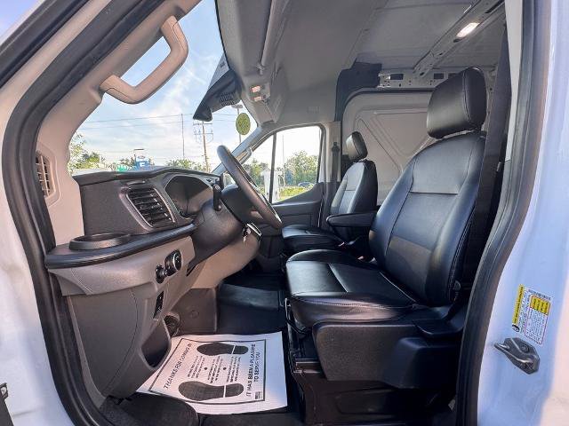 Certified 2023 Ford Transit 250 Medium Roof image 27
