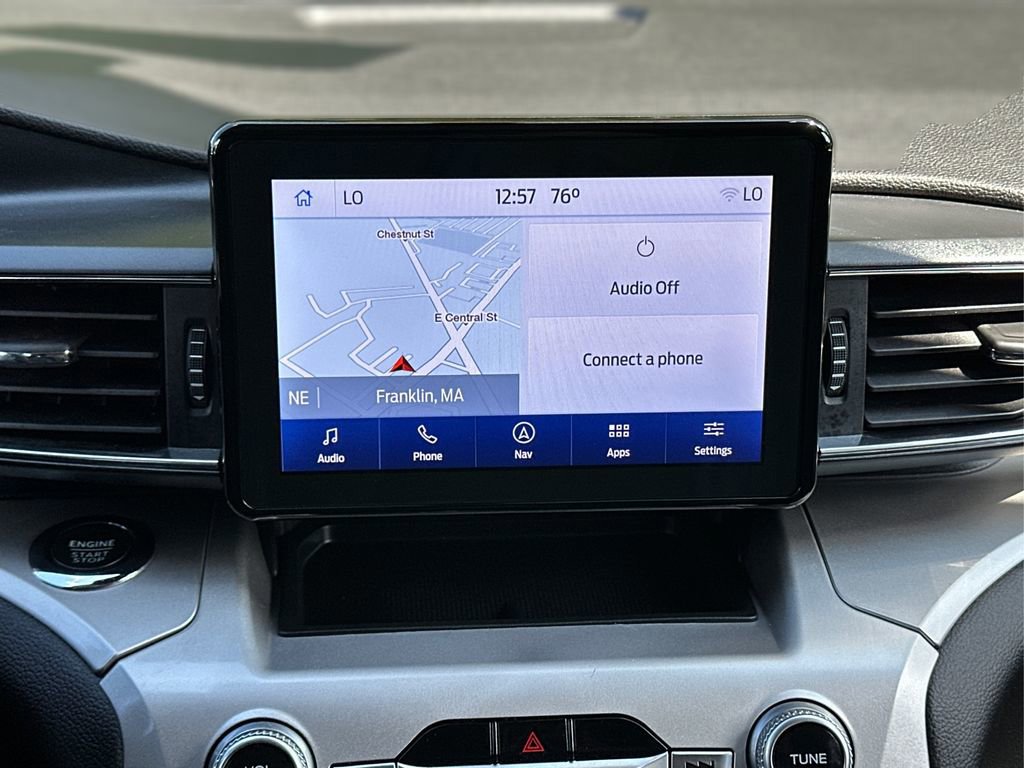 Certified 2022 Ford Explorer XLT w/ Equipment Group 202A image 15