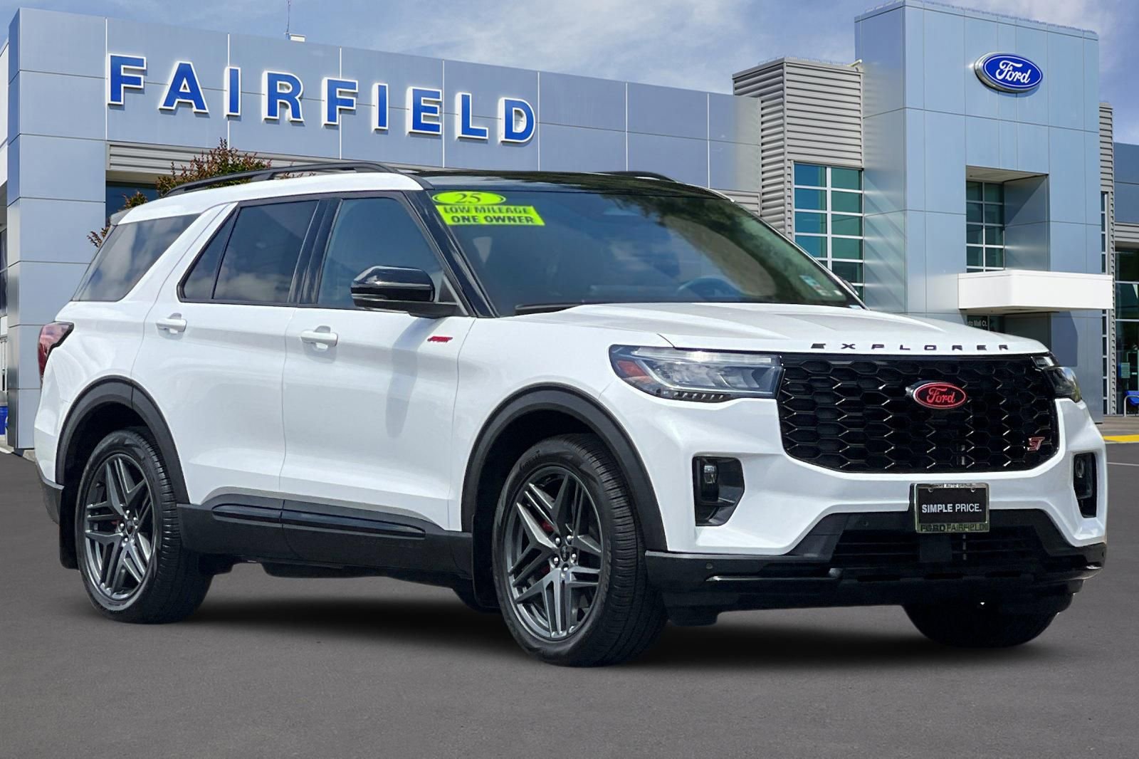 Certified 2025 Ford Explorer ST AWD/4WD image 6