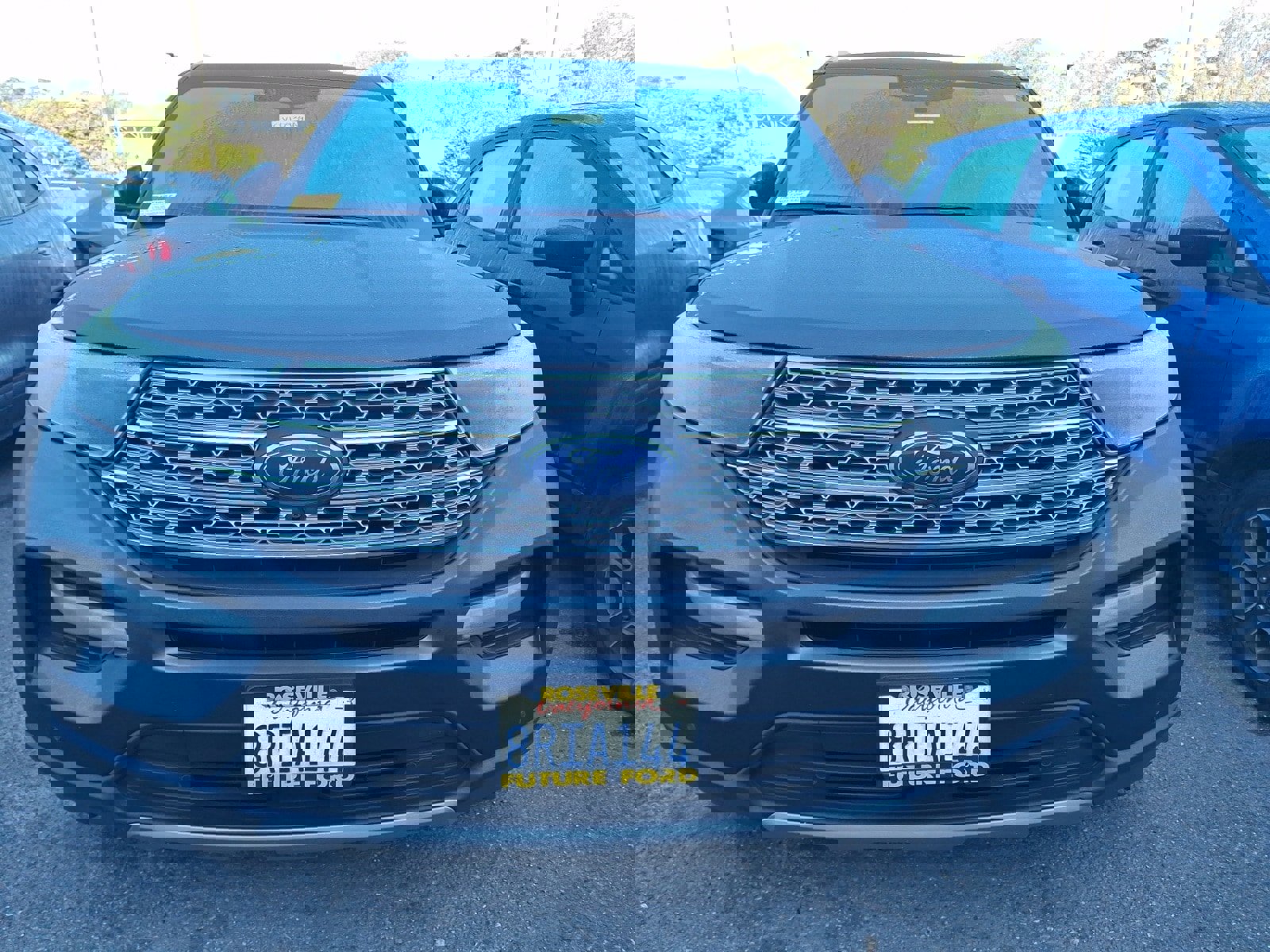 Certified 2020 Ford Explorer Limited w/ Class III Trailer Tow Package image 2