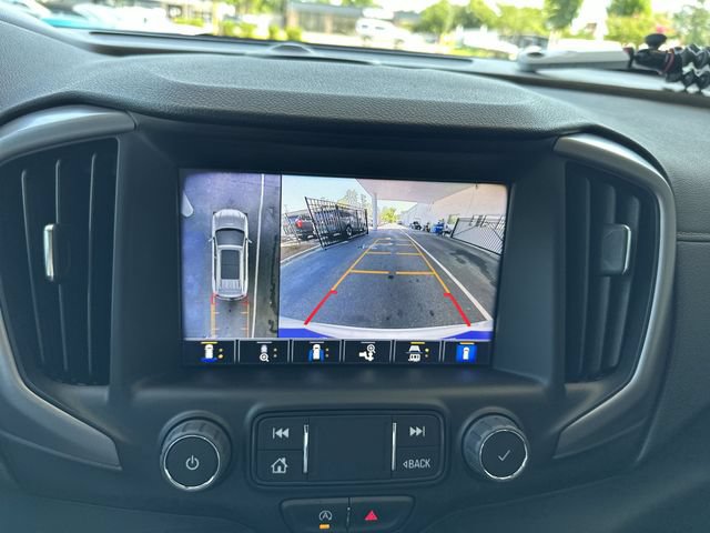 Used 2022 GMC Terrain AT4 w/ Infotainment Package II AWD/4WD image 18