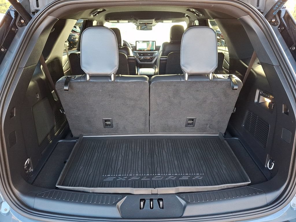 Certified 2025 Ford Explorer ST AWD/4WD image 30