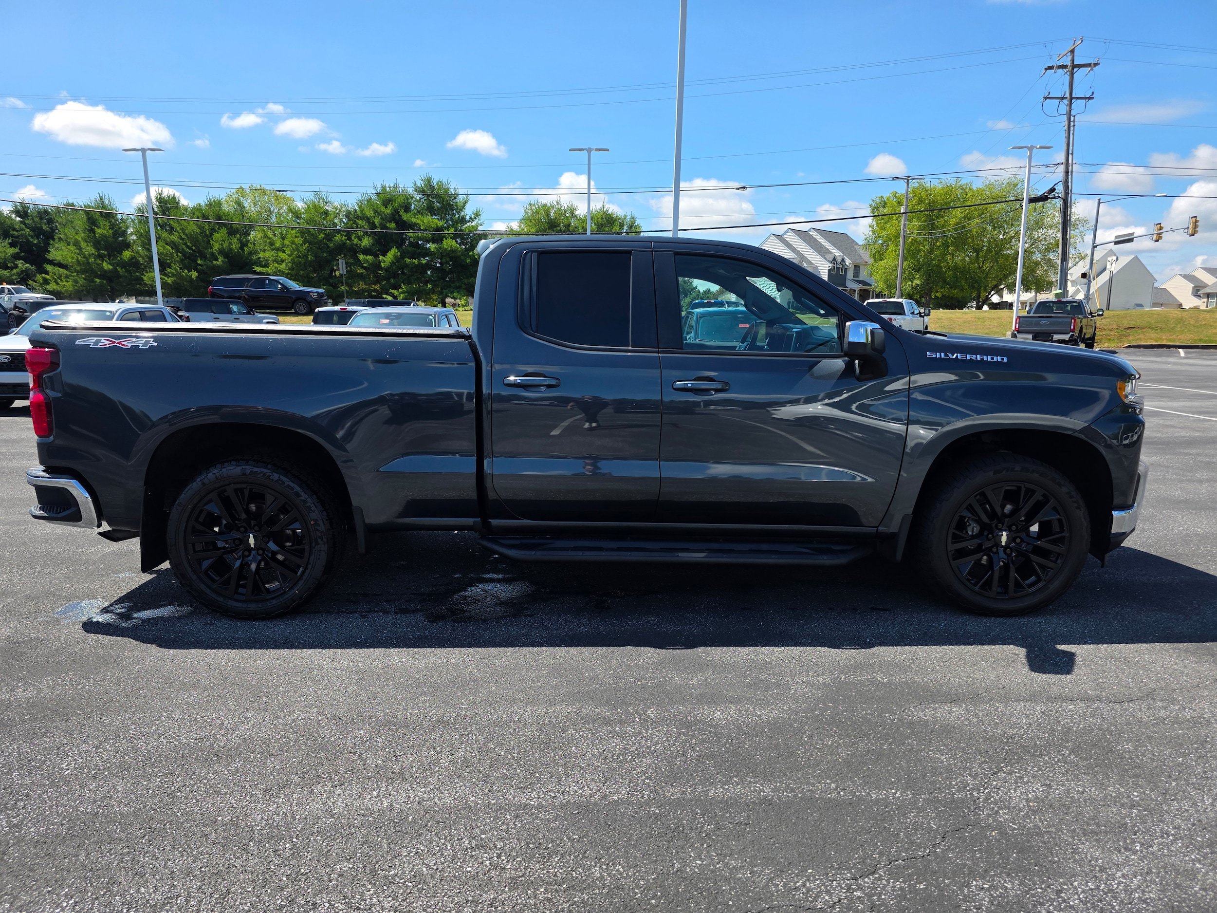 Used 2019 Chevrolet Silverado 1500 LT w/ All-Star Edition AWD/4WD image 6
