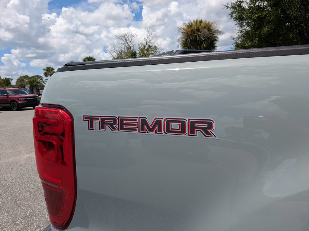 Certified 2022 Ford Ranger Lariat w/ Tremor Off-Road Package AWD/4WD image 12