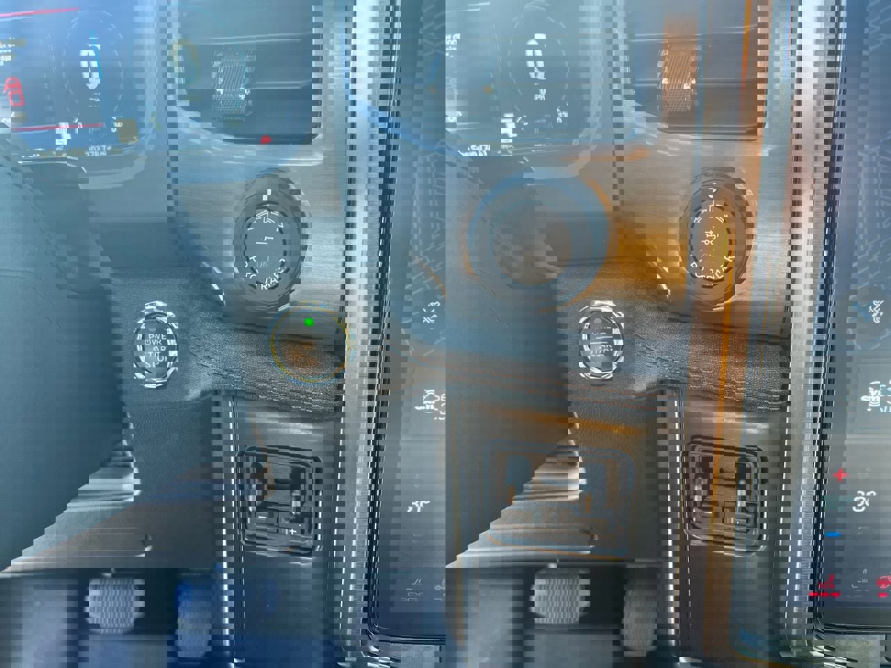 Certified 2023 Ford F150 Lightning Lariat w/ Equipment Group 511A High image 36