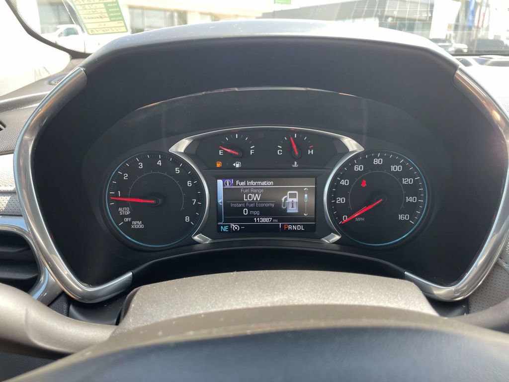 Used 2018 Chevrolet Equinox Premier FWD image 30
