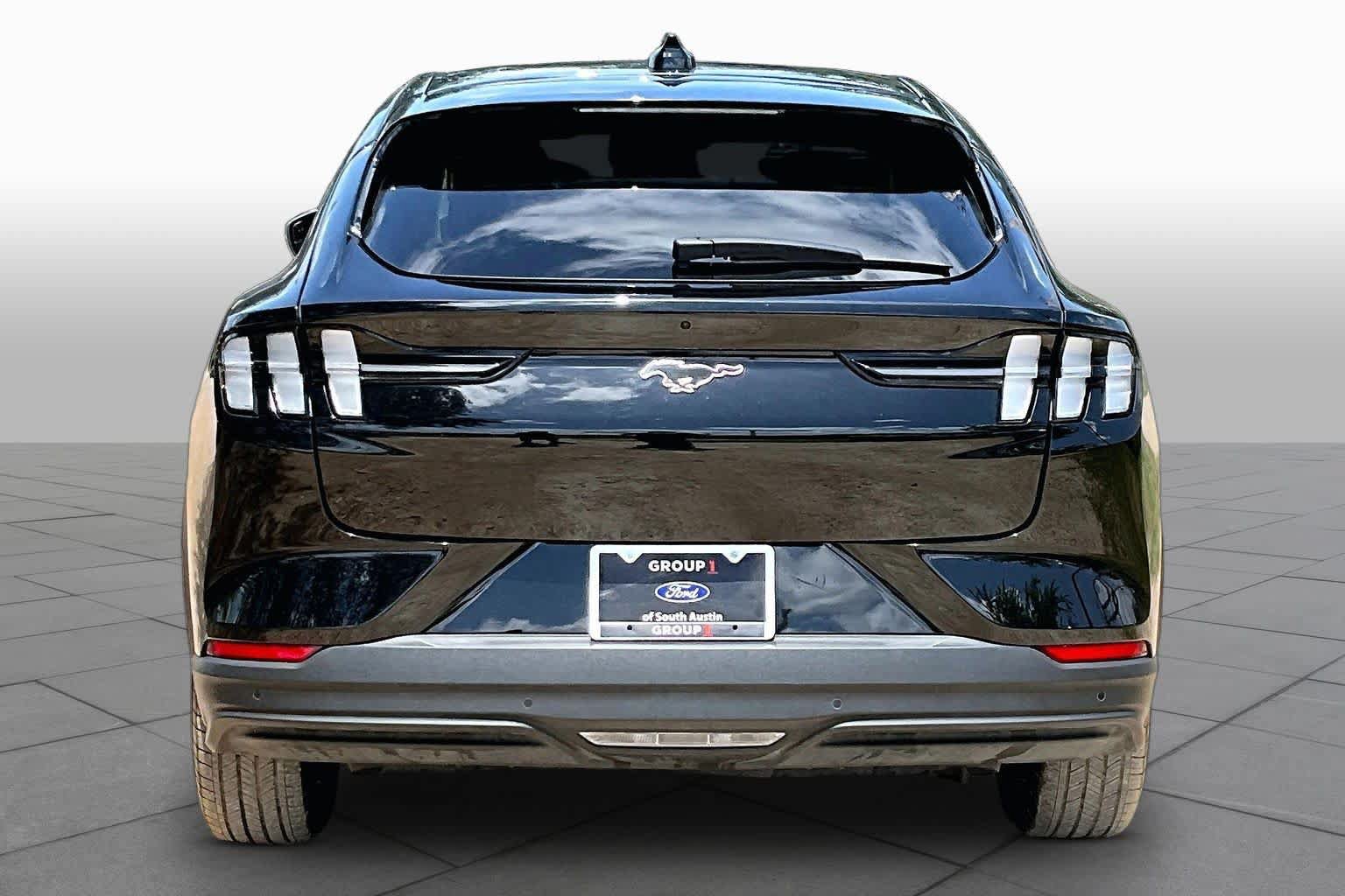Certified 2025 Ford Mustang Mach-E Select AWD/4WD image 4