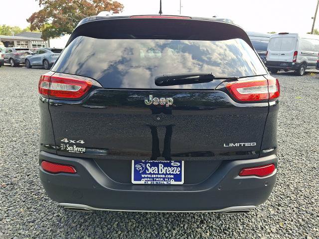Used 2018 Jeep Cherokee Limited AWD/4WD image 5