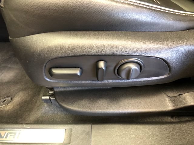 Used 2019 GMC Acadia Denali w/ Technology Package AWD/4WD image 11
