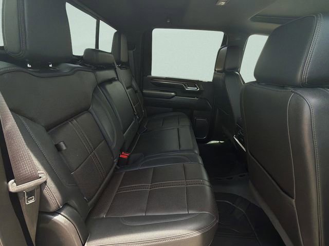 Used 2024 Chevrolet Silverado 3500 High Country w/ High Country Premium Package AWD/4WD image 14