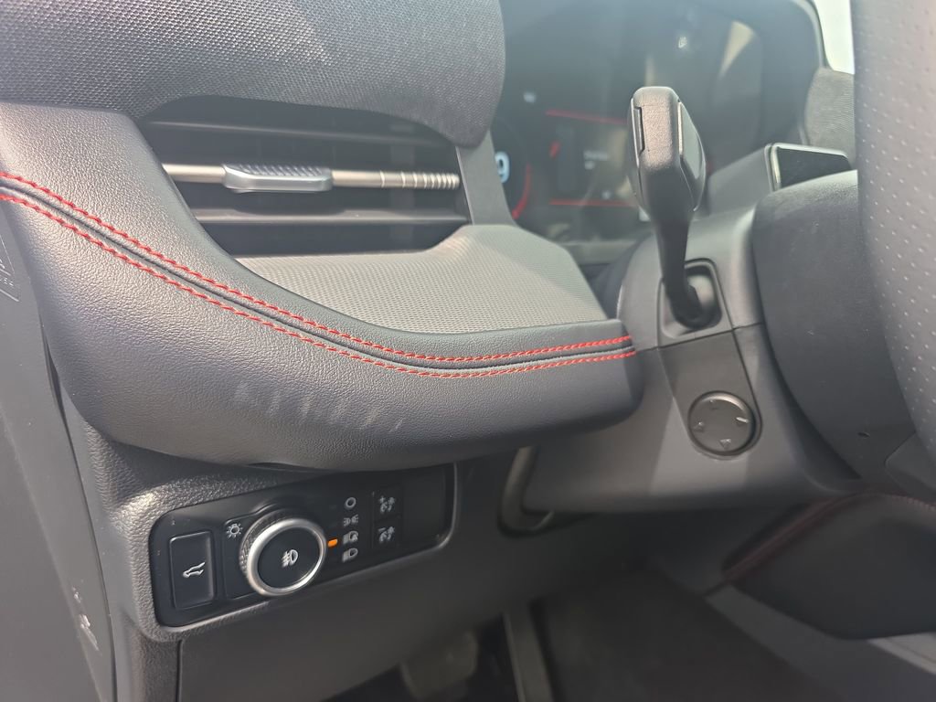 Certified 2025 Ford Explorer ST-Line w/ Premium Package image 25