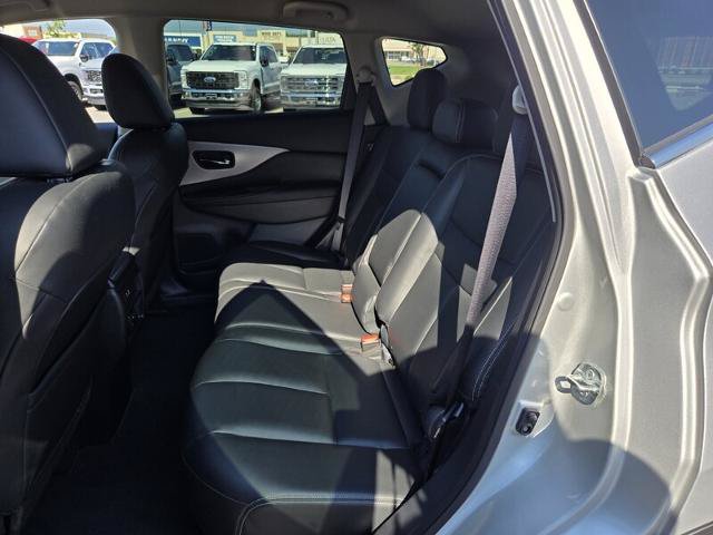 Used 2022 Nissan Murano SV FWD image 12