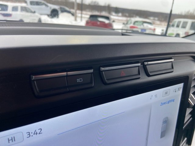 Certified 2022 Ford F150 XLT w/ Equipment Group 302A High image 24