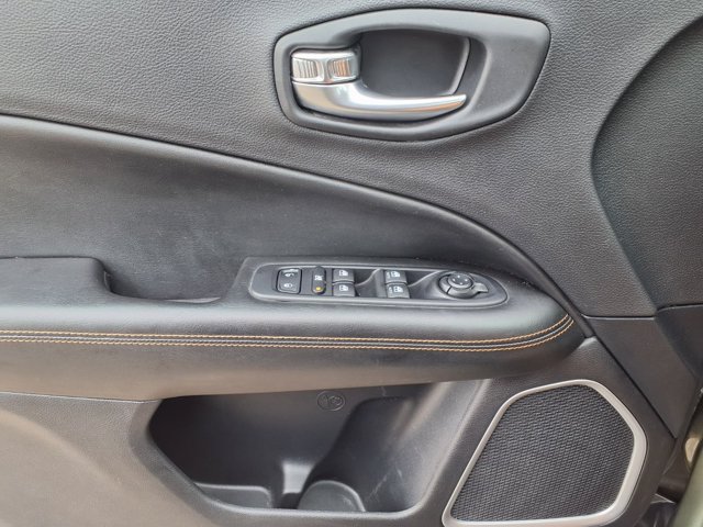 Used 2021 Jeep Compass Limited AWD/4WD image 17