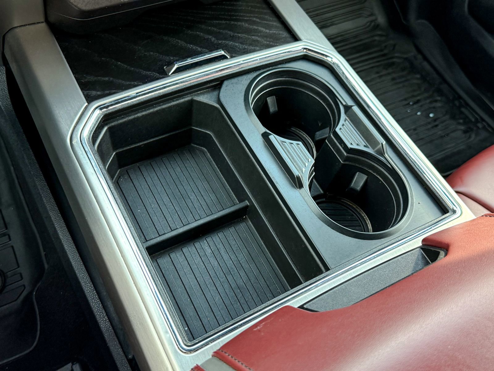 Certified 2019 Ford F250 Platinum w/ Platinum Ultimate Package image 31